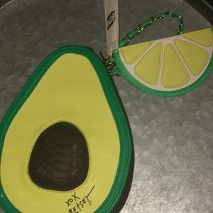 🥑  RARE avocado clutch